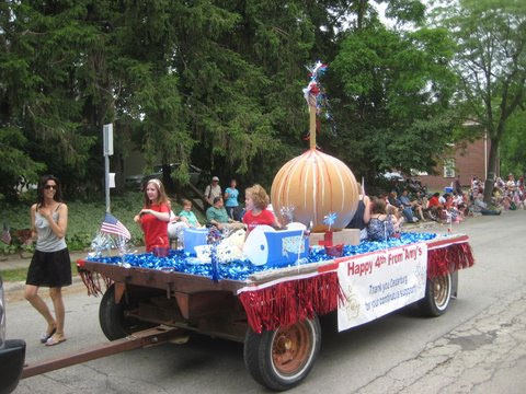 Amy's Gourmet Apples 4th of July Float