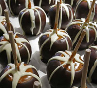 Amy's Belgian chocolate caramel apples